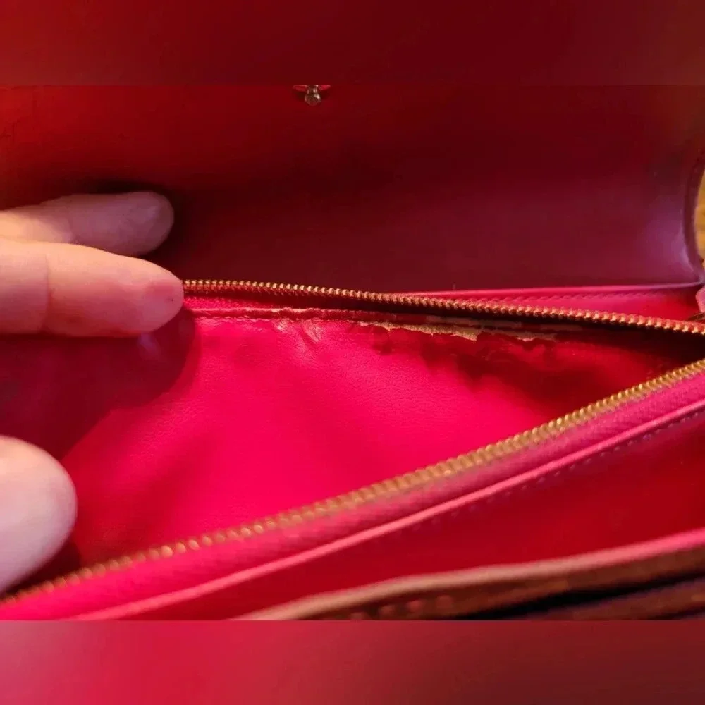 Louis Vuitton Vernis Ikat - Picture 8 of 9